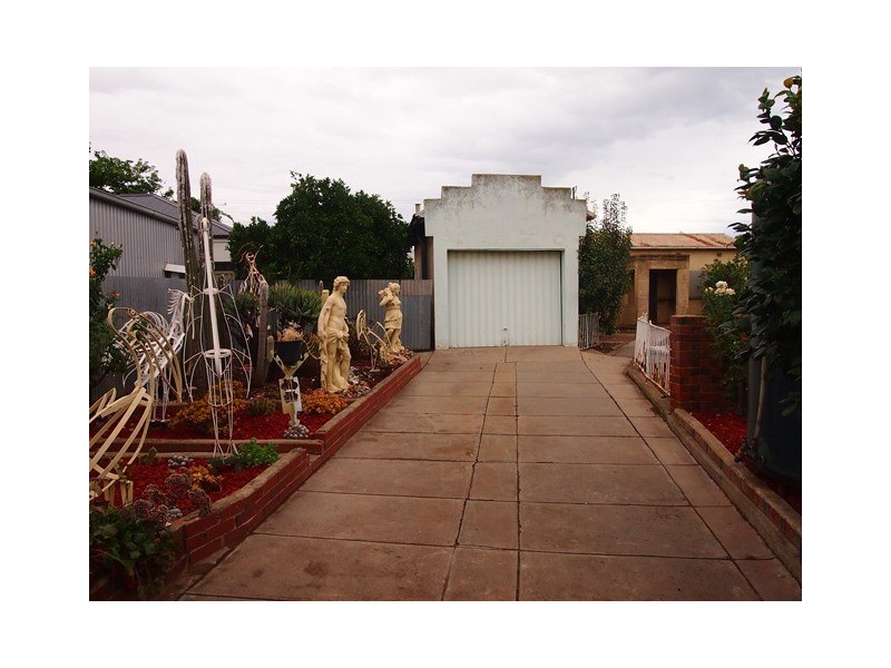 16 Airdrie Avenue, Seaton SA 5023