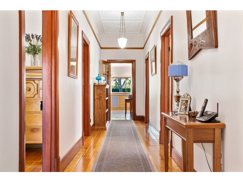 4 Holbrooks Road, Flinders Park SA 5025