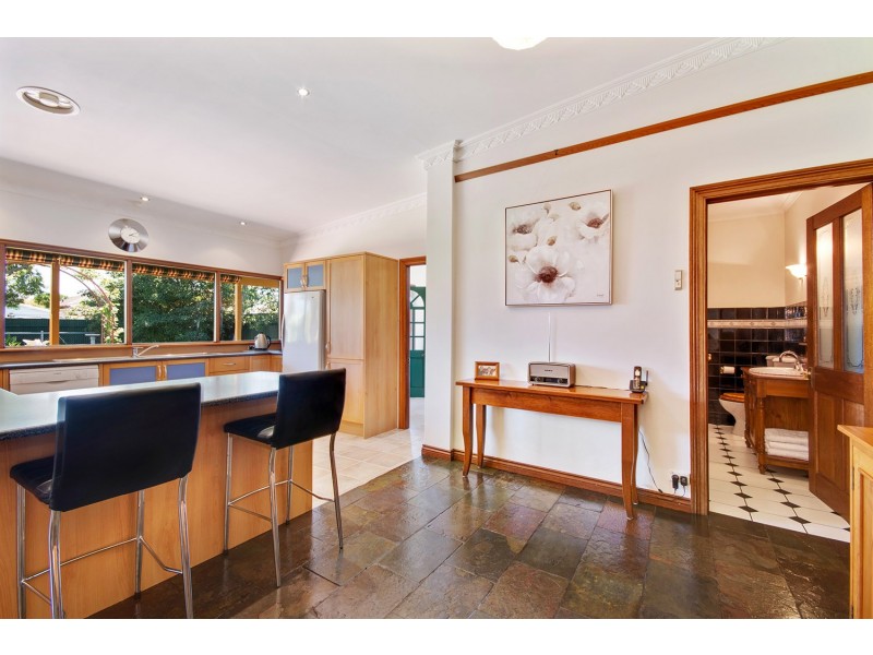 4 Holbrooks Road, Flinders Park SA 5025