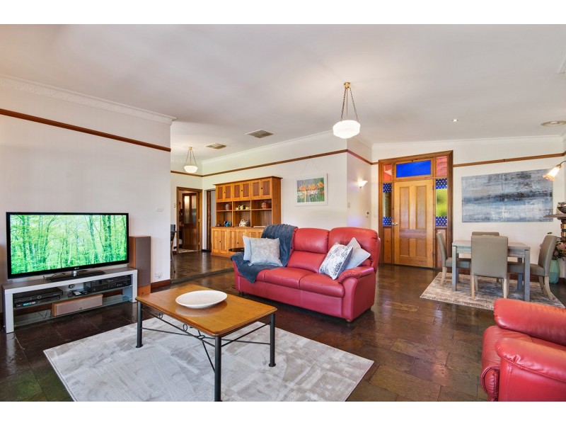 4 Holbrooks Road, Flinders Park SA 5025