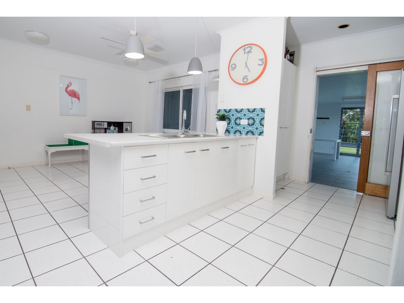 4 JORGENSEN STREET, Edmonton QLD 4869