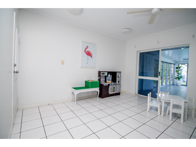 4 JORGENSEN STREET, Edmonton QLD 4869