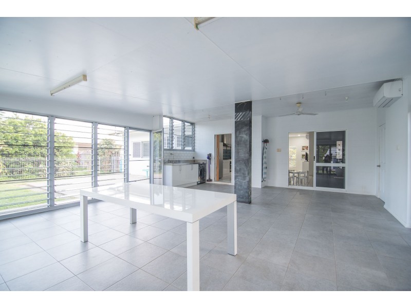 4 JORGENSEN STREET, Edmonton QLD 4869