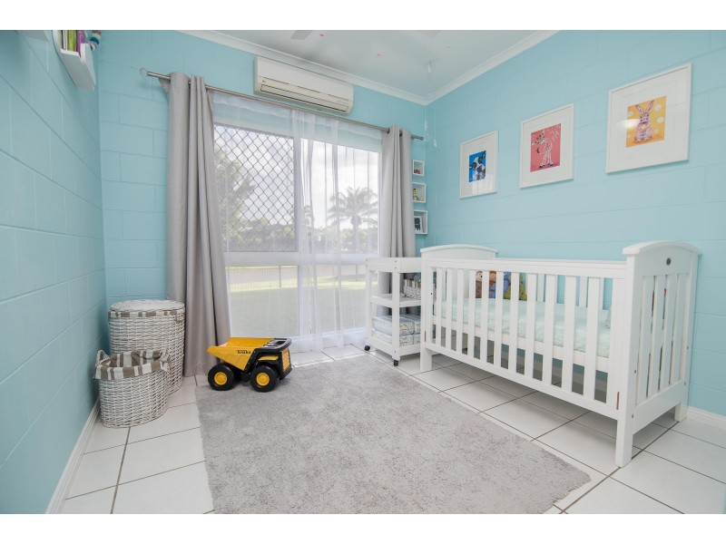 4 JORGENSEN STREET, Edmonton QLD 4869