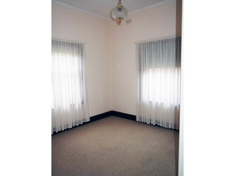 7 Shoreham Road, Brighton SA 5048