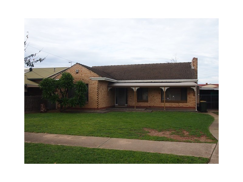 17 Glenrowan Road, Woodville South SA 5011