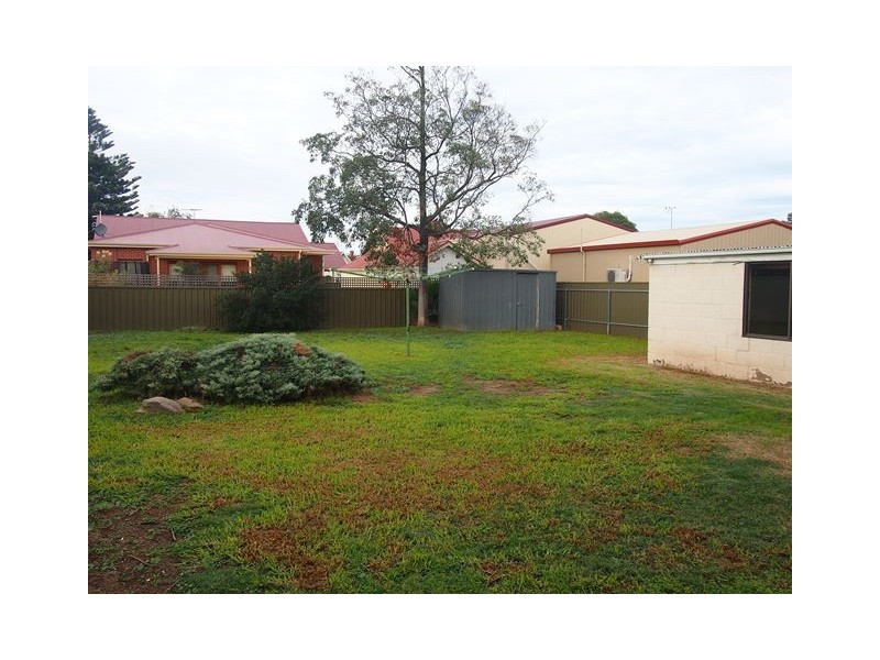 17 Glenrowan Road, Woodville South SA 5011