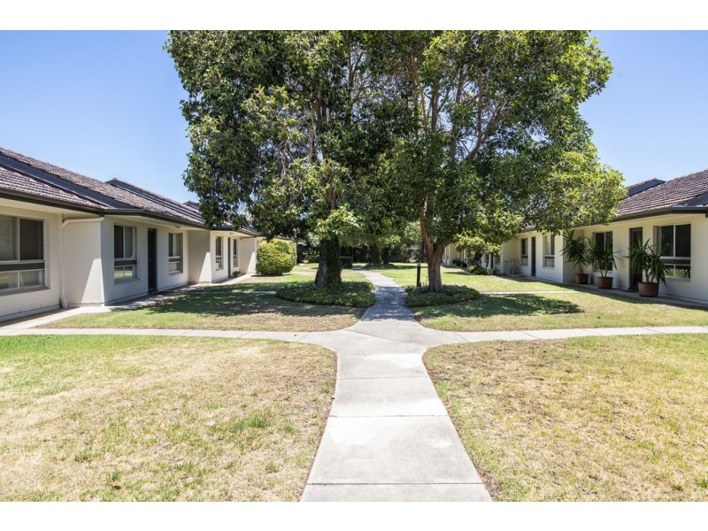 8/2 Bach Crescent, Seaton SA 5023