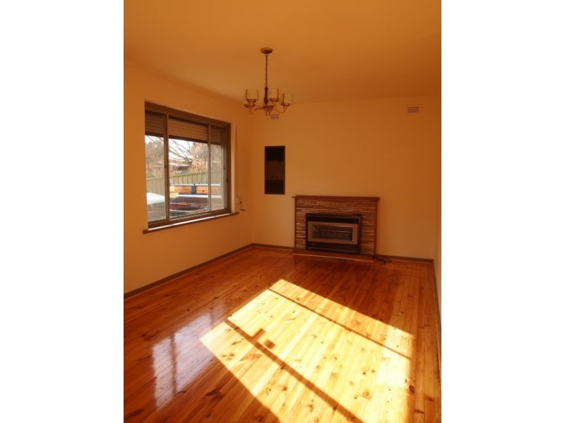 3 Lucerne Grove, Findon SA 5023