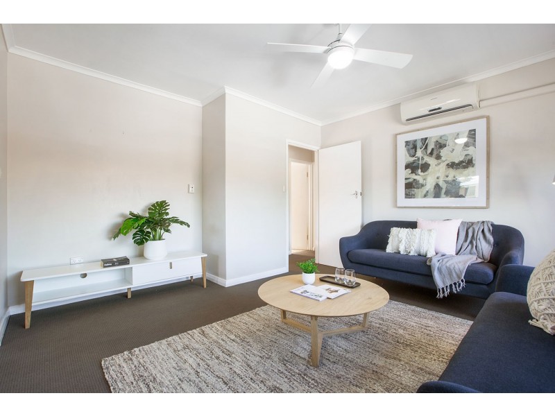 4/64 Military Road, West Beach SA 5024