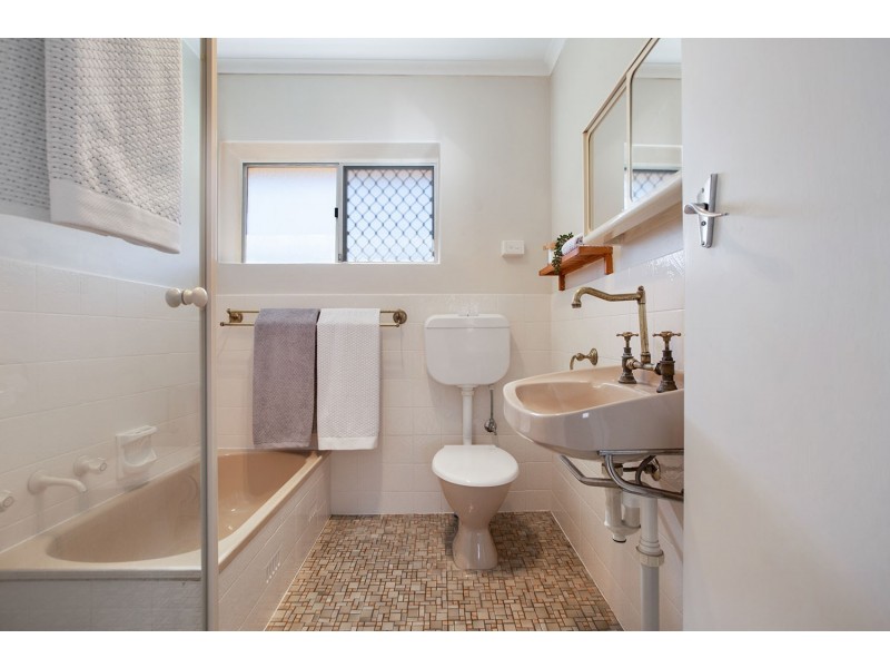 4/64 Military Road, West Beach SA 5024