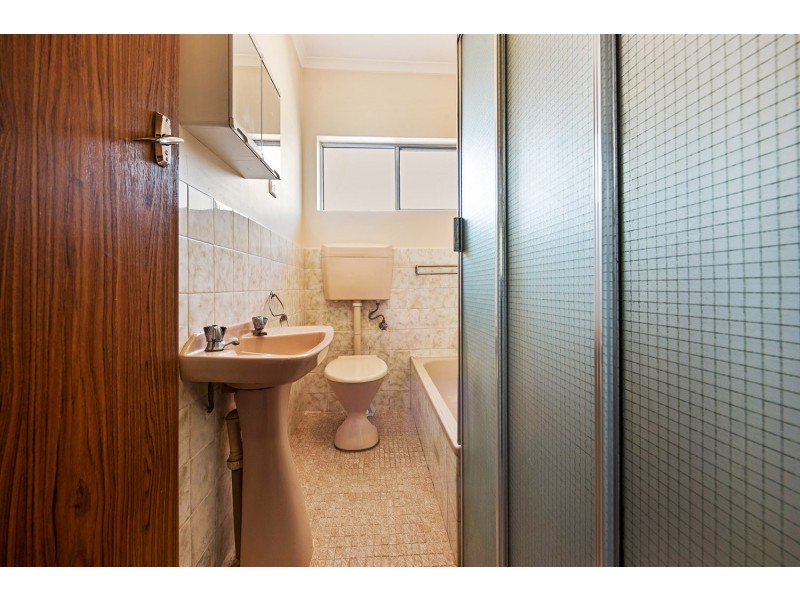 1/20 Military Road, West Beach SA 5024