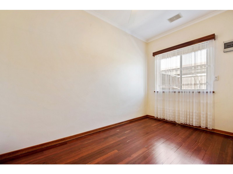 1/20 Military Road, West Beach SA 5024