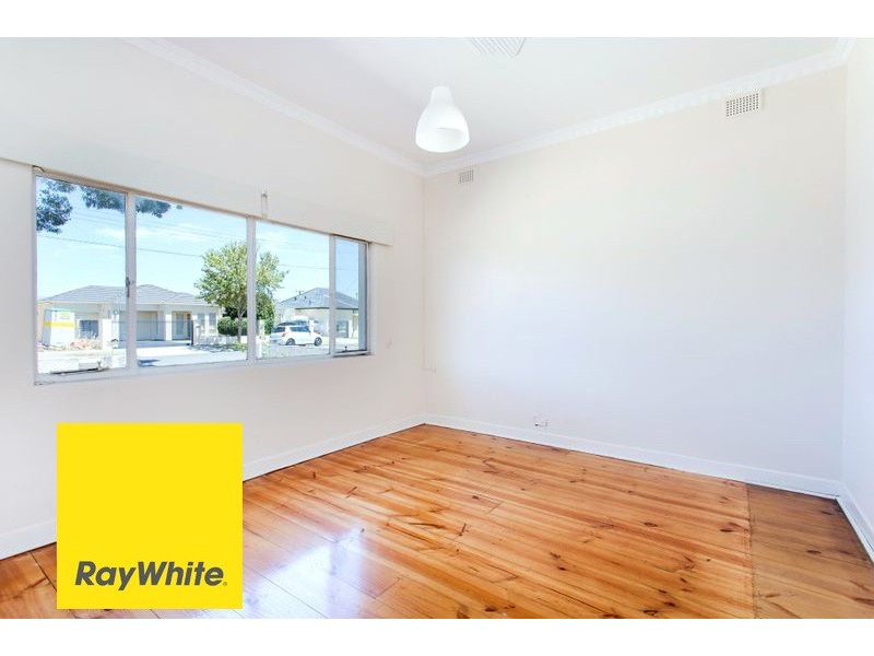38 Flinders Parade, Flinders Park SA 5025