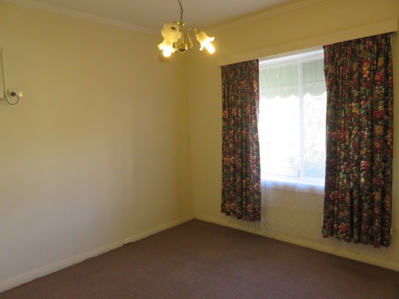 5 Glen Elder Street, Findon SA 5023