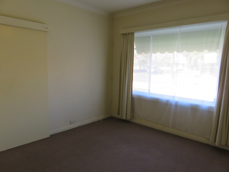 5 Glen Elder Street, Findon SA 5023