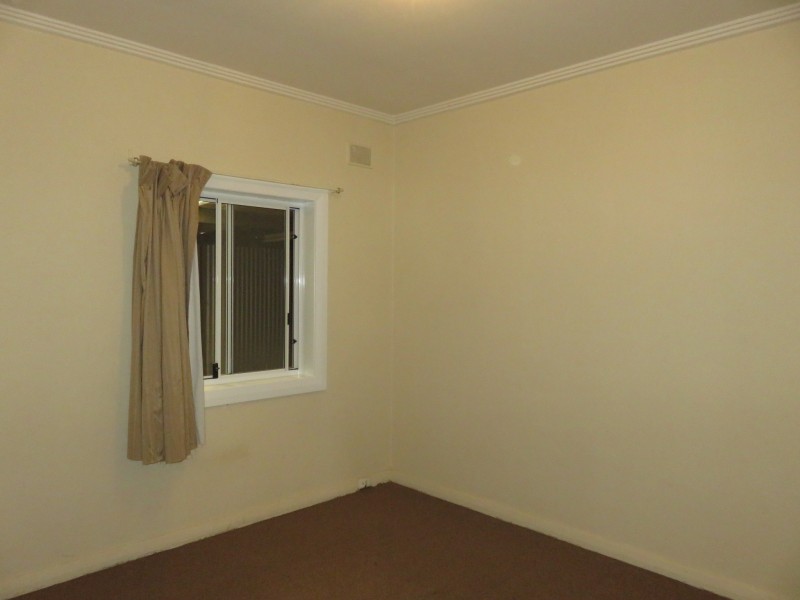 5 Glen Elder Street, Findon SA 5023