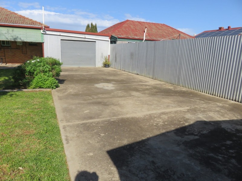 5 Glen Elder Street, Findon SA 5023