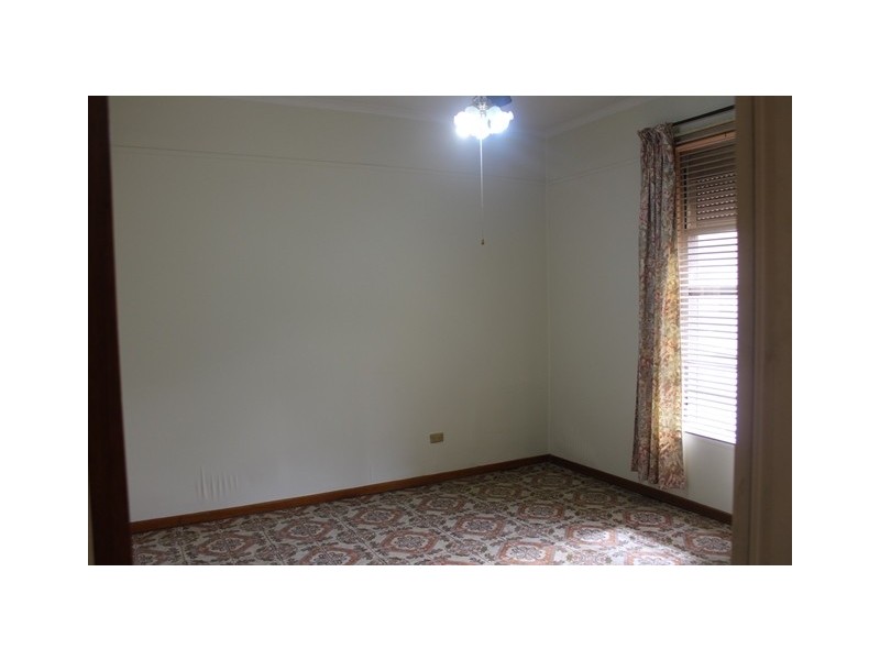 1/652 Port Road, Beverley SA 5009