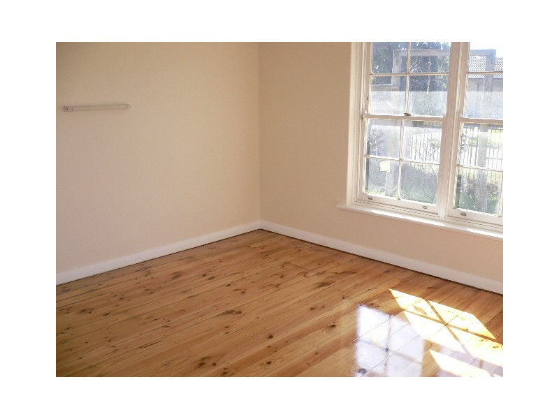 1 Stanley Avenue, Fulham Gardens SA 5024