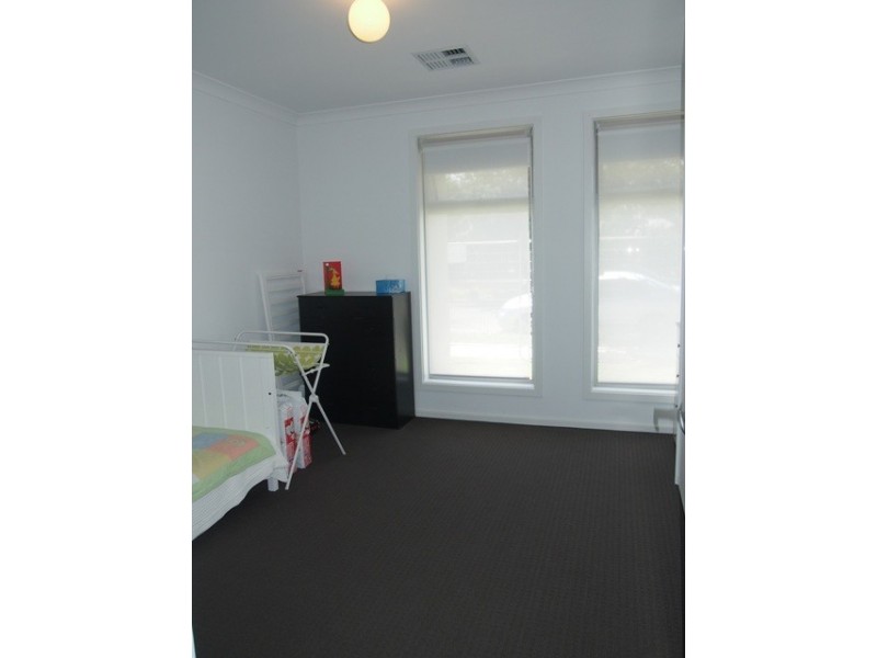 2 Layton Street, Fulham SA 5024