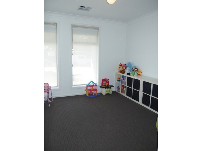 2 Layton Street, Fulham SA 5024