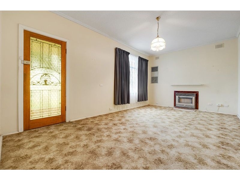24 Alfred Avenue, Seaton SA 5023