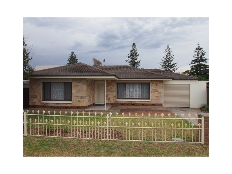 8 Baker Street, Grange SA 5022