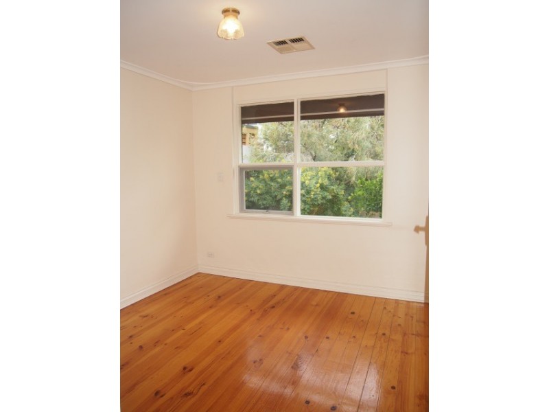 8 Baker Street, Grange SA 5022