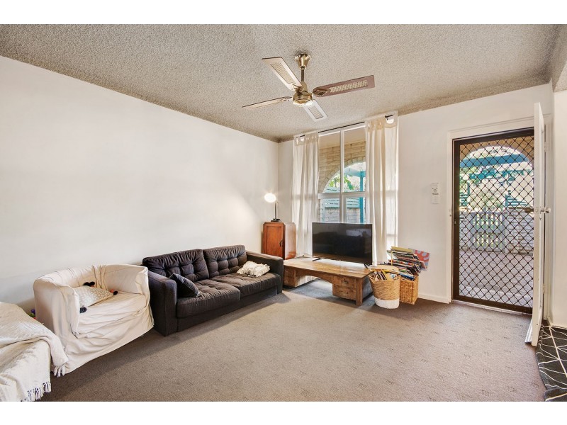 4/3 Mooloola Way, West Lakes Shore SA 5020