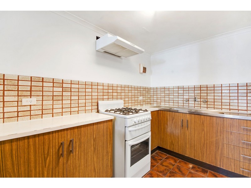 4/3 Mooloola Way, West Lakes Shore SA 5020