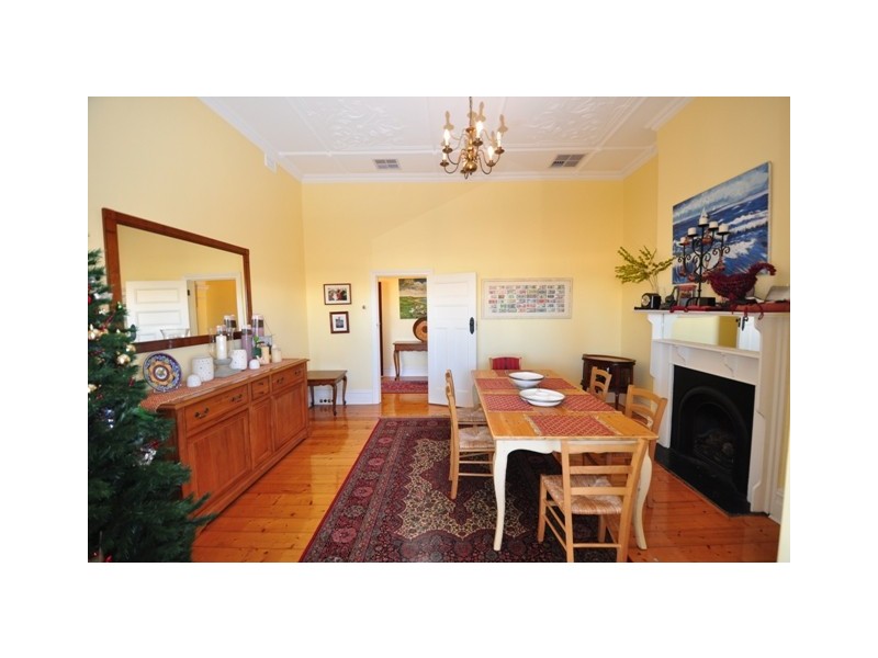 524 Seaview Road, Grange SA 5022