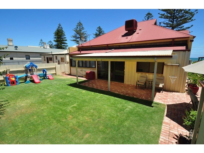 524 Seaview Road, Grange SA 5022