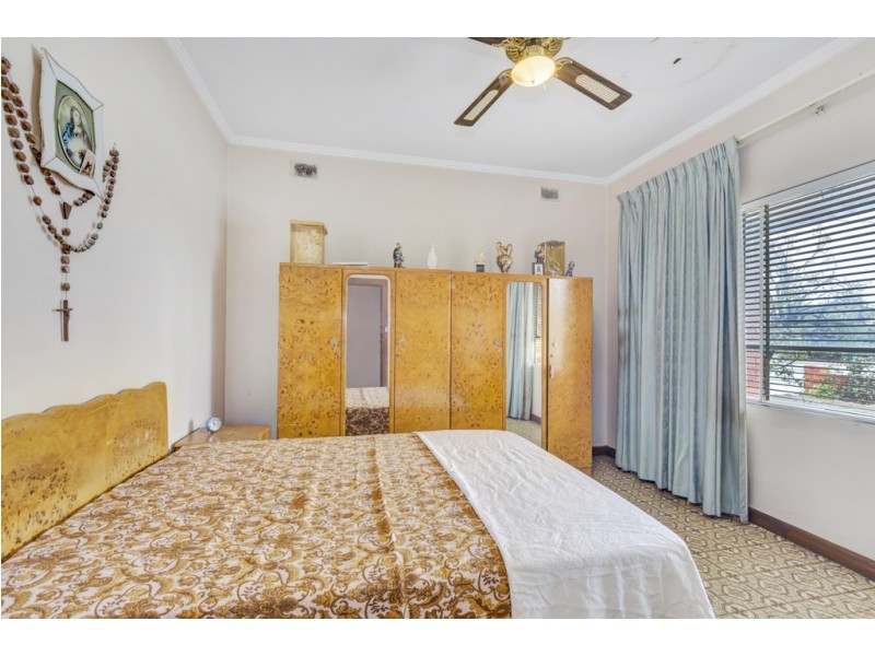 385 Tapleys Hill Road, Seaton SA 5023