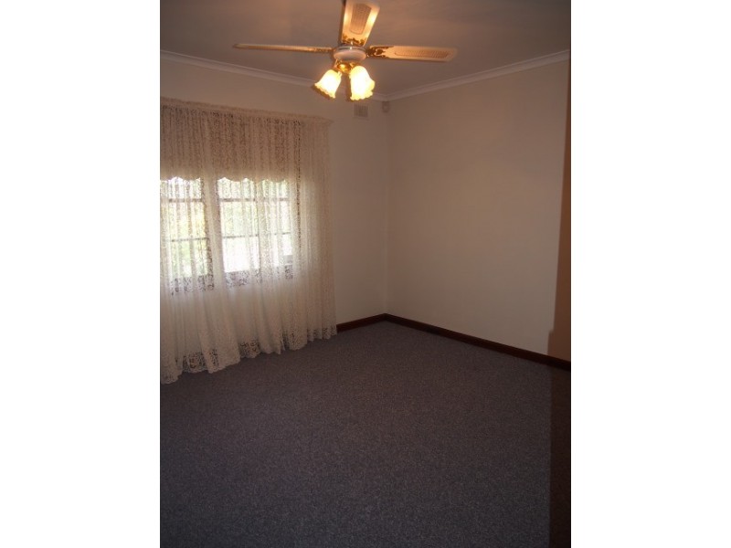 1 10A Oval Avenue, Woodville South SA 5011