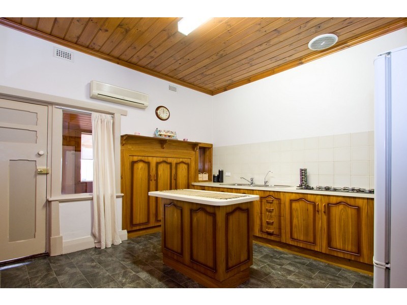 49 Findon Road, Woodville South SA 5011