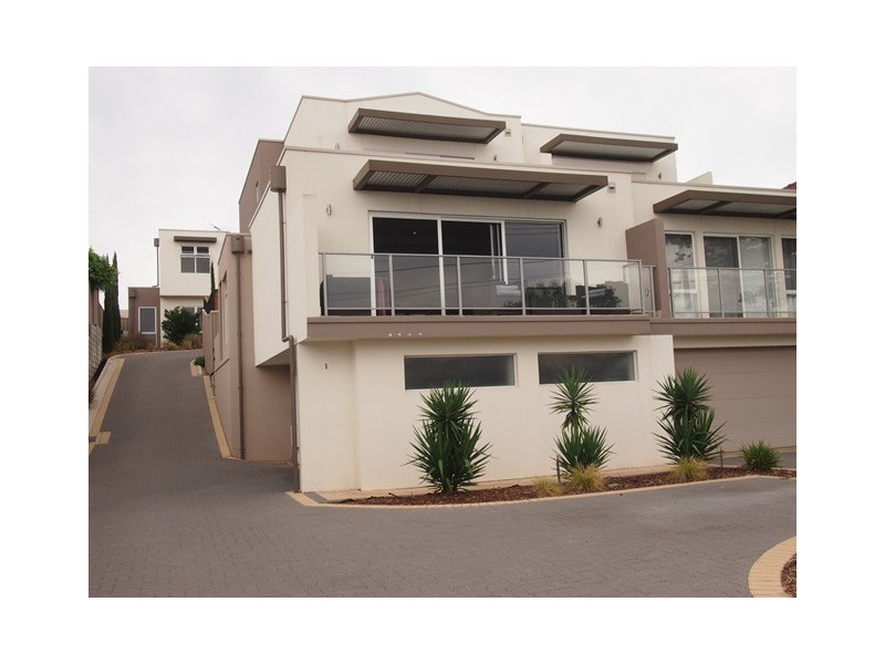 1/125 Military Road, Henley Beach South SA 5022