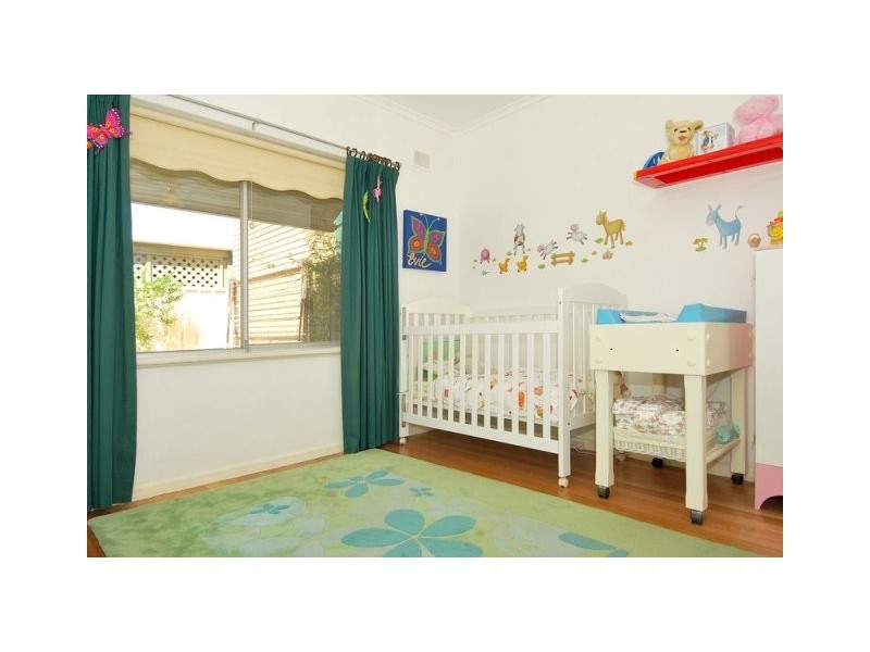 2/2 Gray Street, West Beach SA 5024