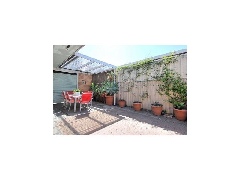 2/2 Gray Street, West Beach SA 5024