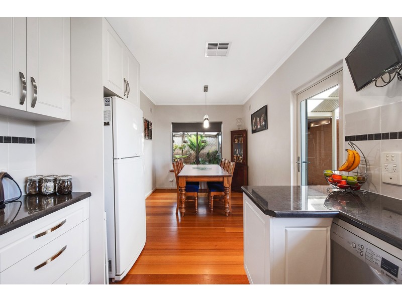 1 Hartog Street, Flinders Park SA 5025