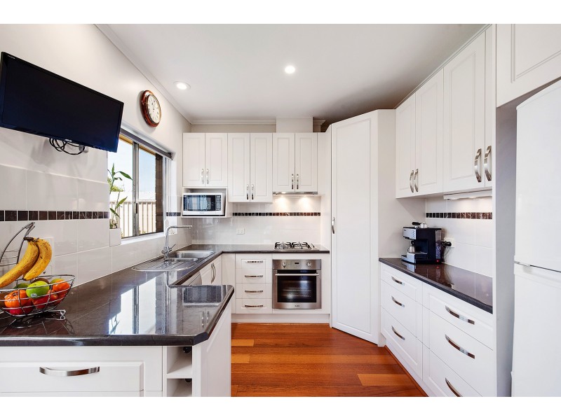 1 Hartog Street, Flinders Park SA 5025