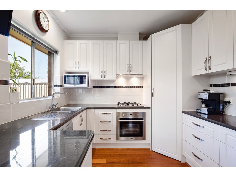 1 Hartog Street, Flinders Park SA 5025