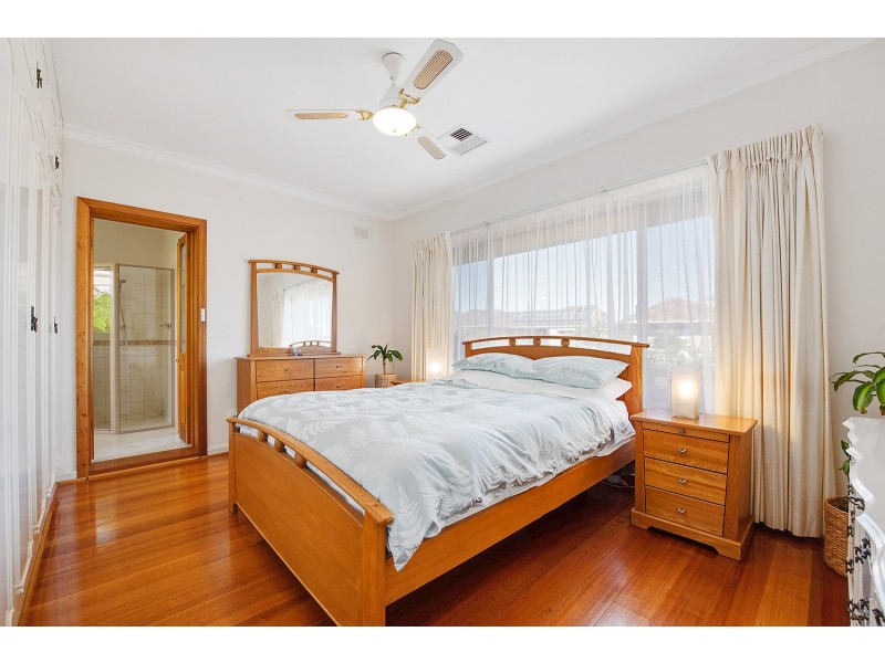 1 Hartog Street, Flinders Park SA 5025