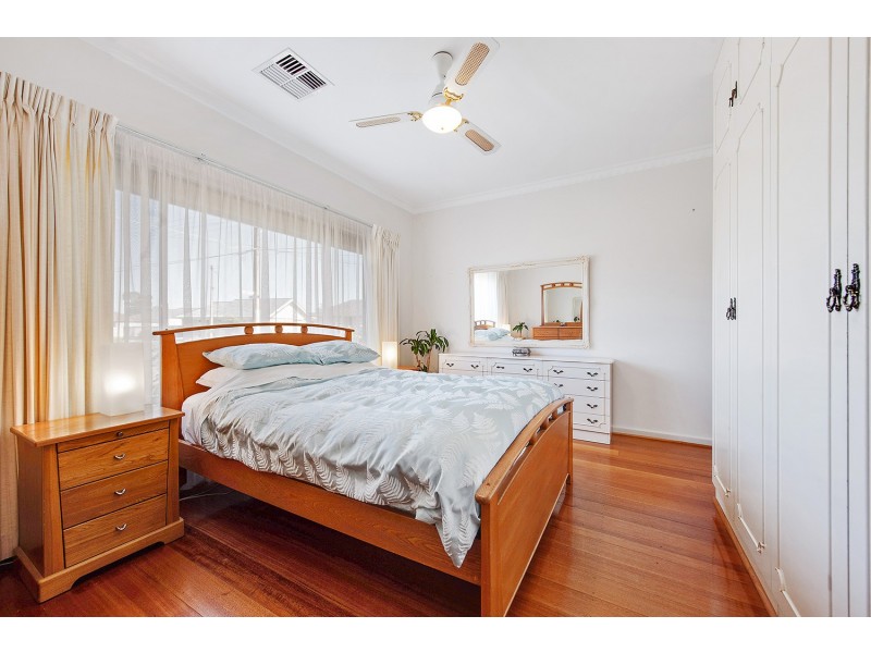 1 Hartog Street, Flinders Park SA 5025