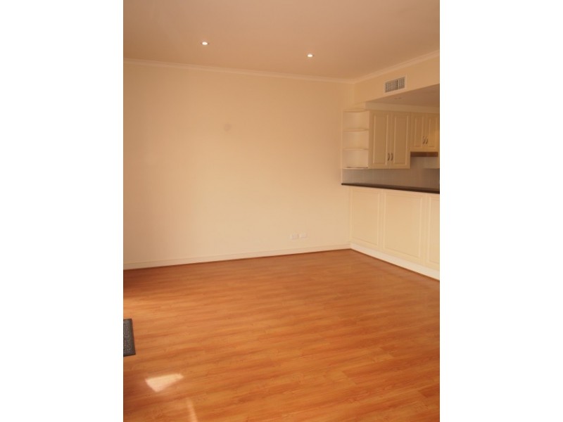 4/4 Green Avenue, Brompton SA 5007
