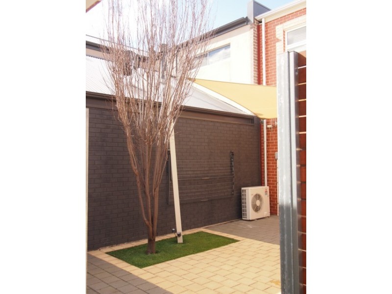 4/4 Green Avenue, Brompton SA 5007