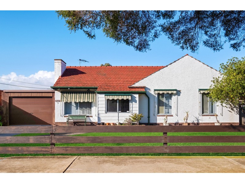5 Poole Avenue, Woodville South SA 5011