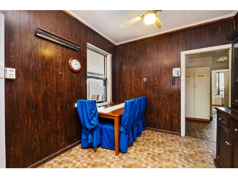 5 Poole Avenue, Woodville South SA 5011