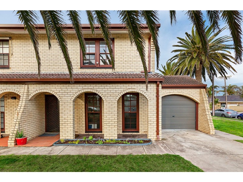 4/32 Military Road, West Beach SA 5024