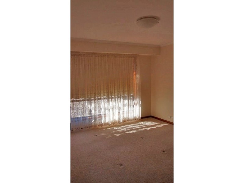 2 Carlson Court, North Haven SA 5018